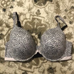 Victoria’s Secret Lined Perfect Coverage Bra 36 DD